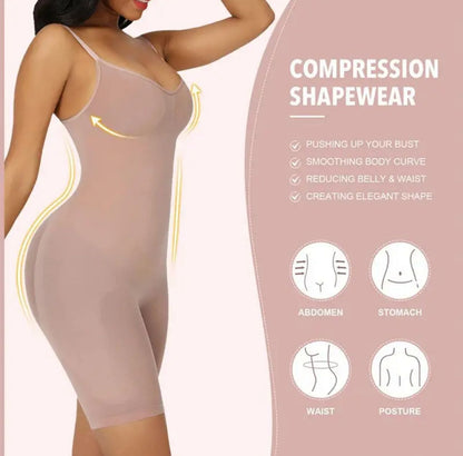 Migliora la tua figura con il nostro body snellente e push up. Riduce il girovita, solleva il seno e i glutei per una silhouette perfetta. Provalo ora e non potrai più farne a meno.